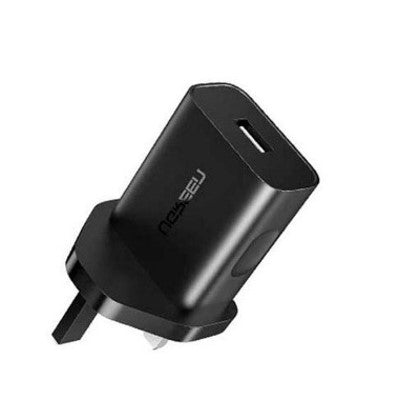 Ugreen wall charger 18w fast usb charger 3.0 Black